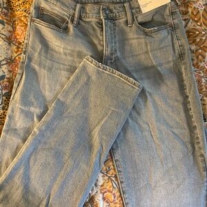 Arizona Jean Company Men's Light Gray Slim Jeans